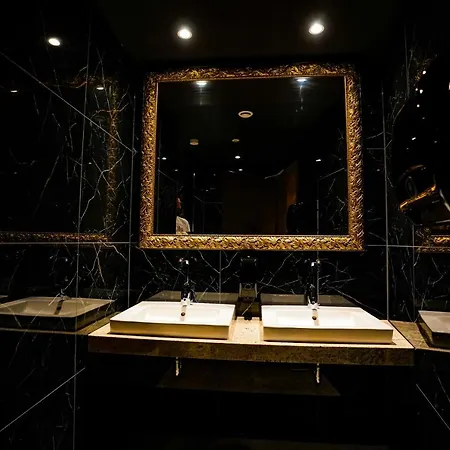 Viktorosa فندق 3*