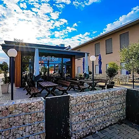 Otel Viktorosa